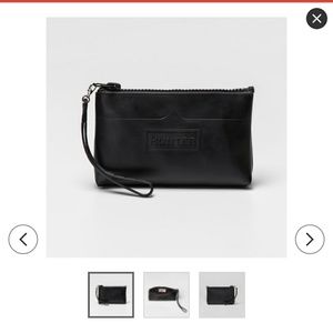 Hunter wristlet